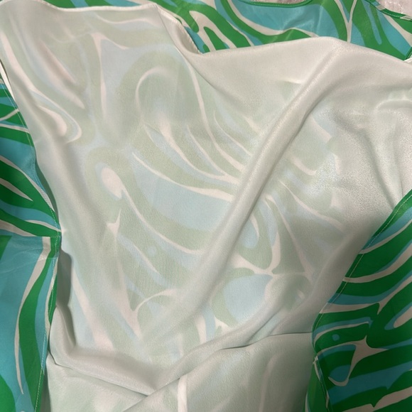 Lilly Pulitzer Halter A Line dress in Medium - Picture 5 of 5